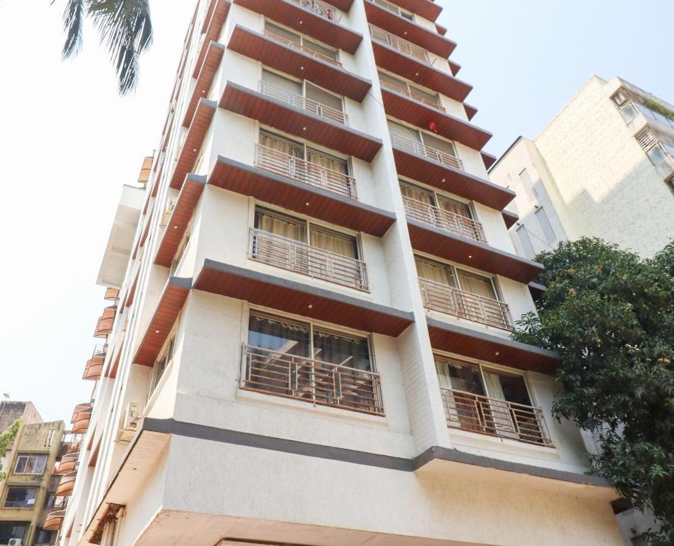 Pinakii Comfort Parle - Near Airport Apartment Mumbai