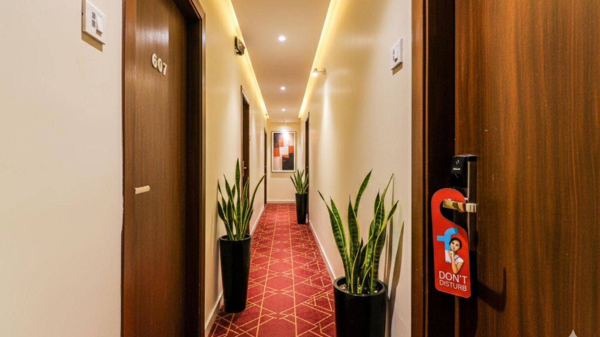 Fabhotel Ascot International - Nr International Airport