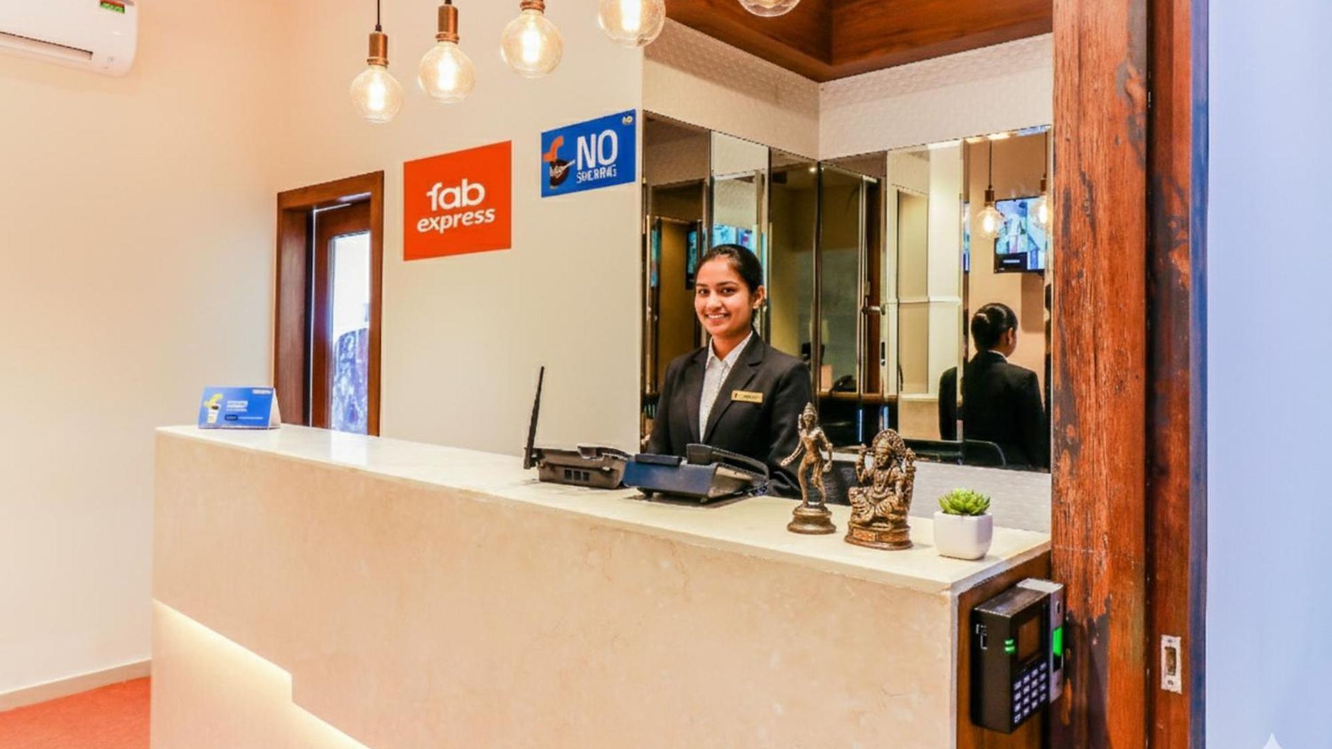 Fabhotel Ascot International - Nr International Airport 3*
