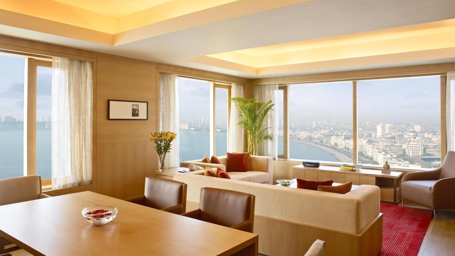 Trident Nariman Point 5*