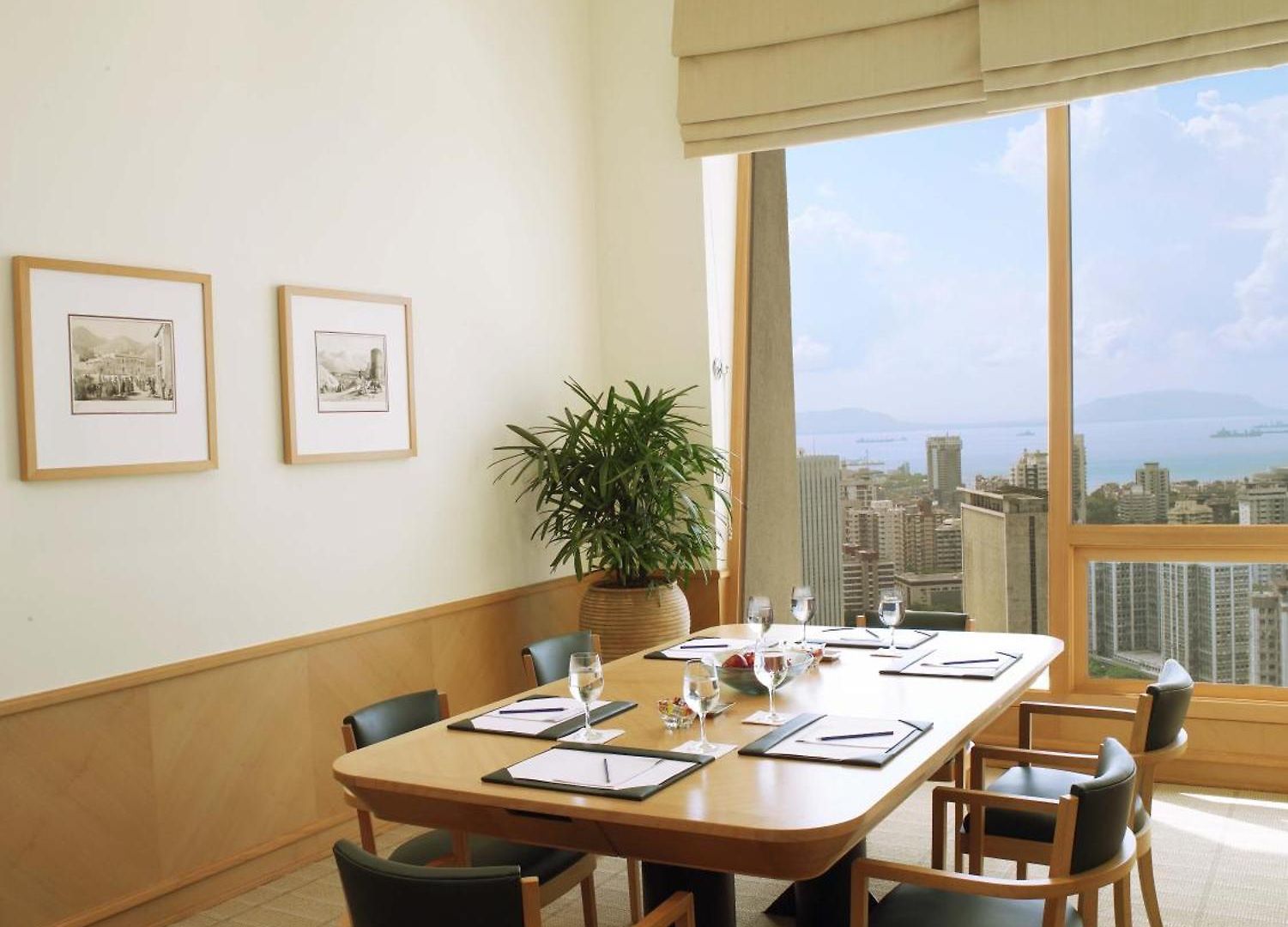 Trident Nariman Point Hotel 5*