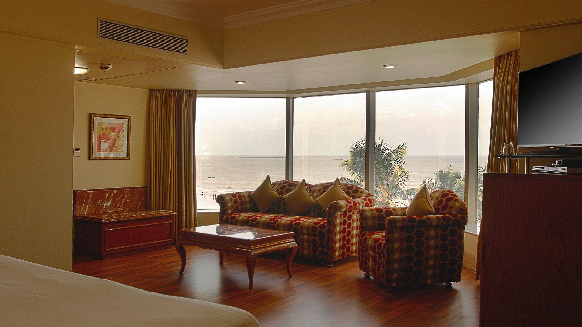 Ramada Plaza By Wyndham Palm Grove