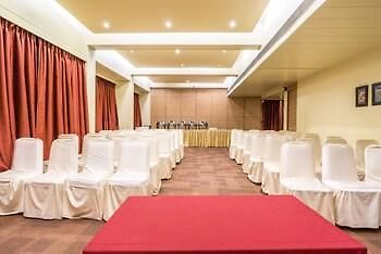Hotel The Legend 3*
