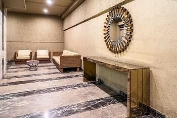 Hotel The Legend 3*