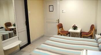 Airlines International Hotel 2*