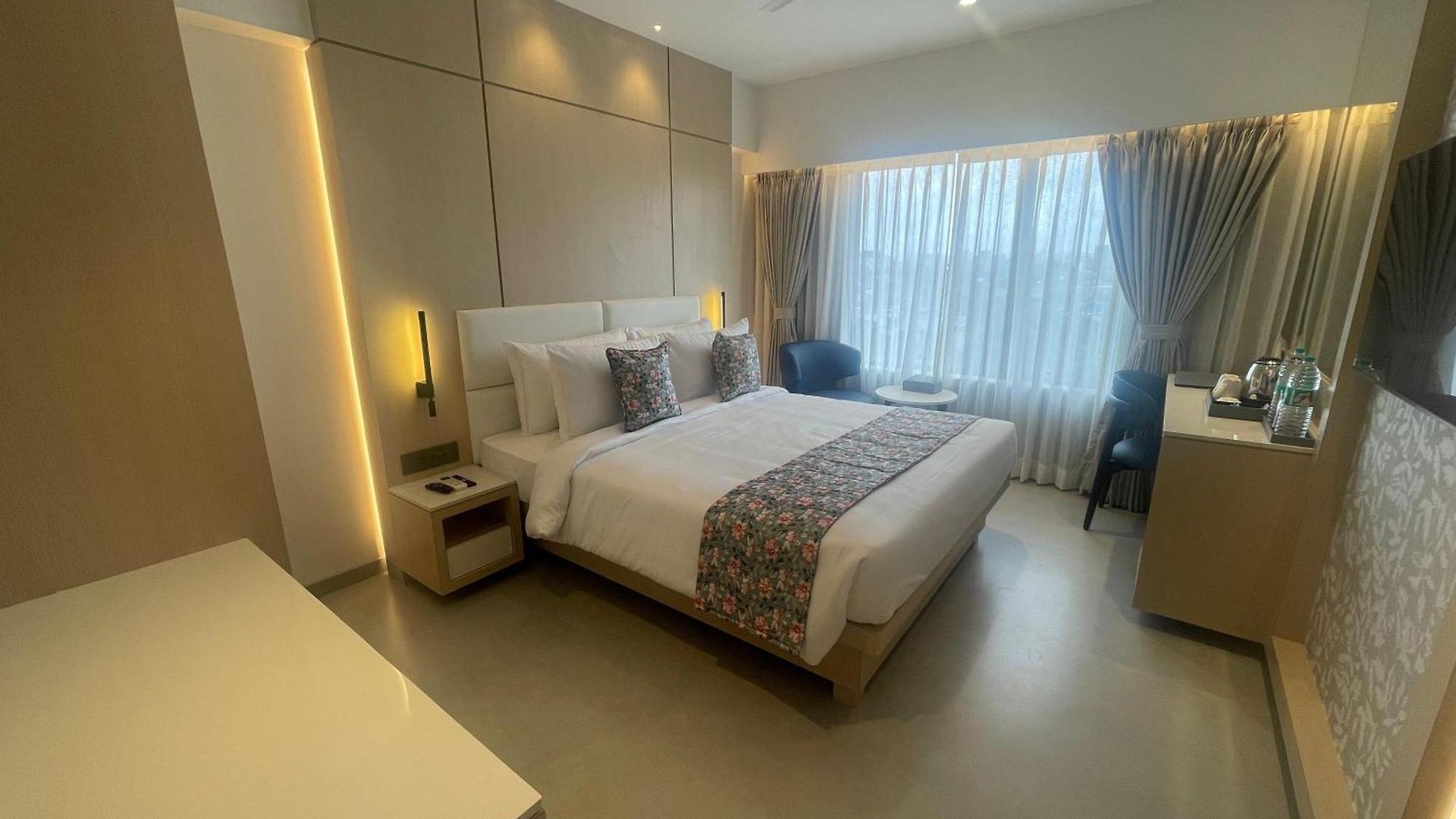 Hotel Galaxy Beacon Hotel, Santacruz ,mumbai Mumbai