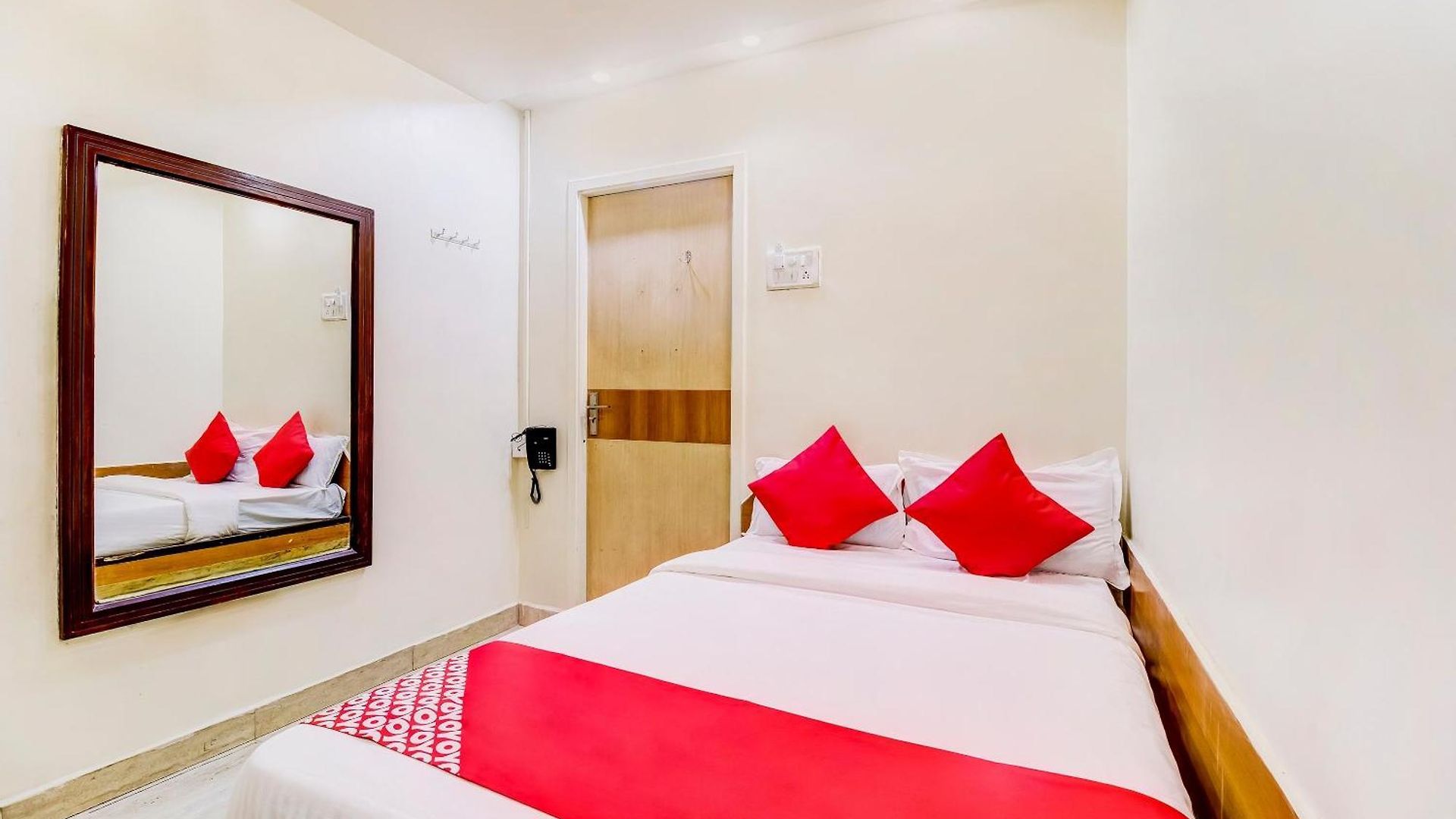 Super O Dreamland Hotel Mumbai
