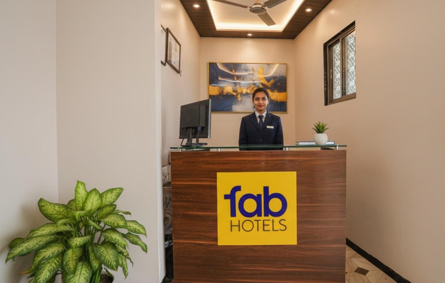 Hotel Fabhotel Comfort Mumbai
