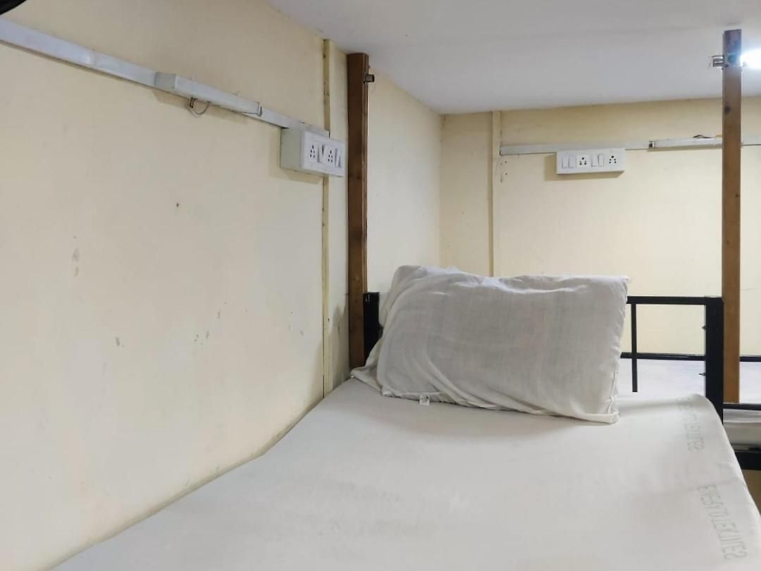 Super Ac Deluxe Hostel Mumbai