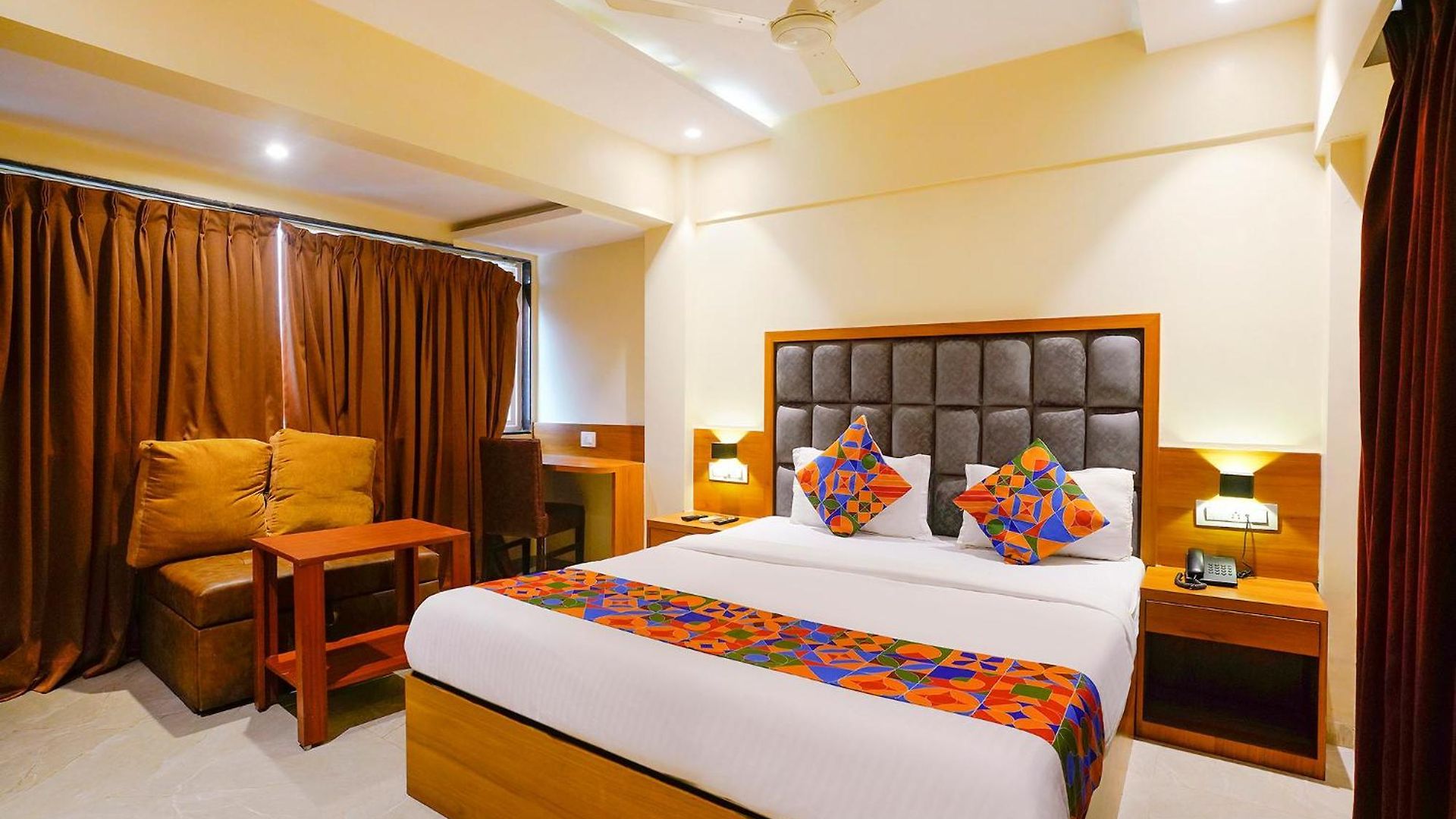 Hotel Fabhotel Ratna Mahal Mumbai