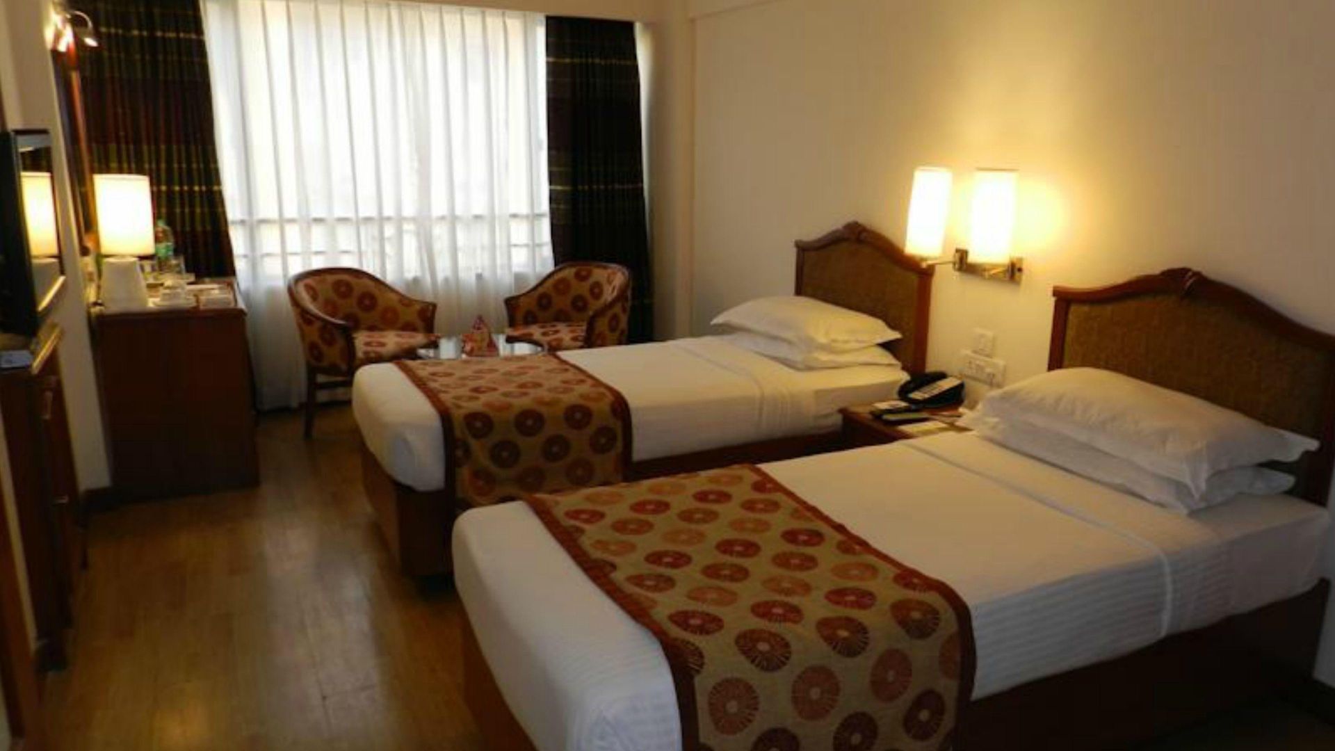 Fariyas , Colaba Hotel