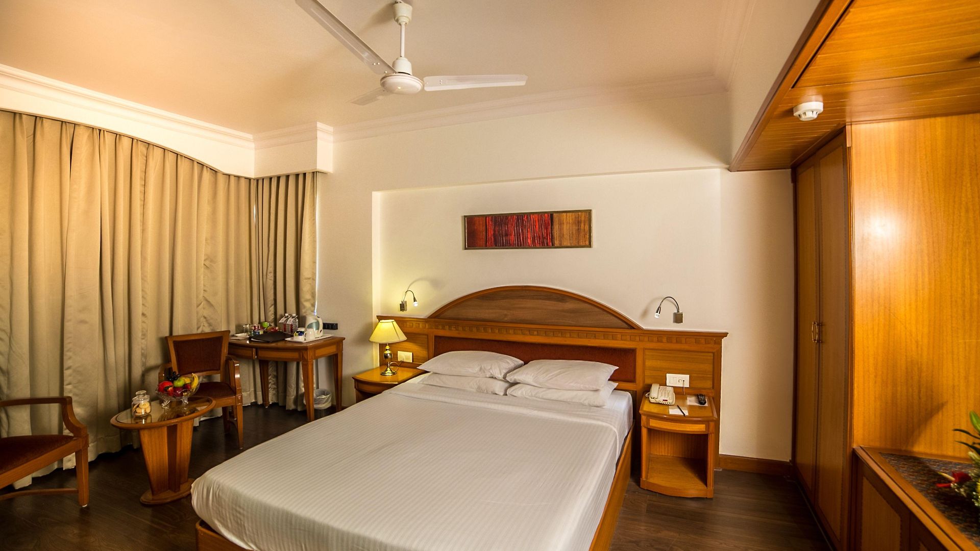Fariyas , Colaba Hotel Mumbai