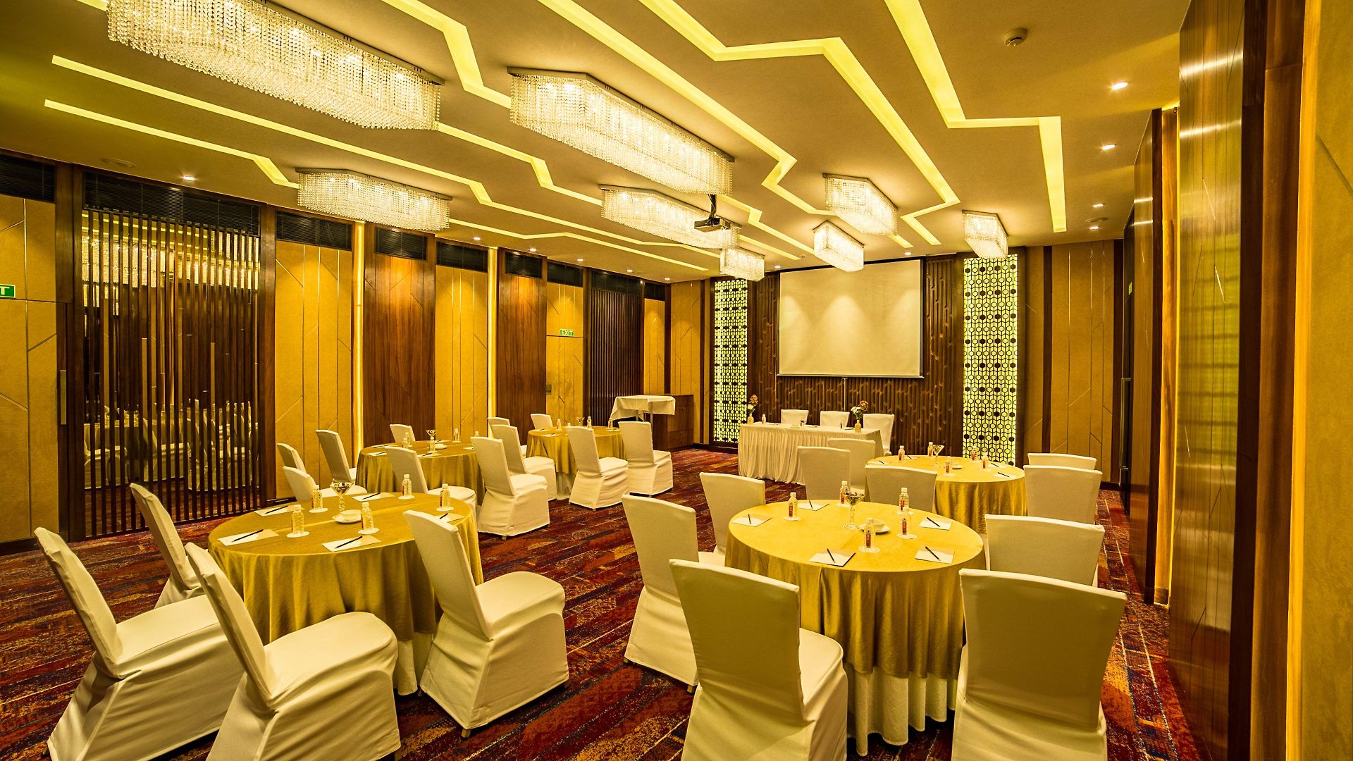 Hotel Fariyas , Colaba 4*