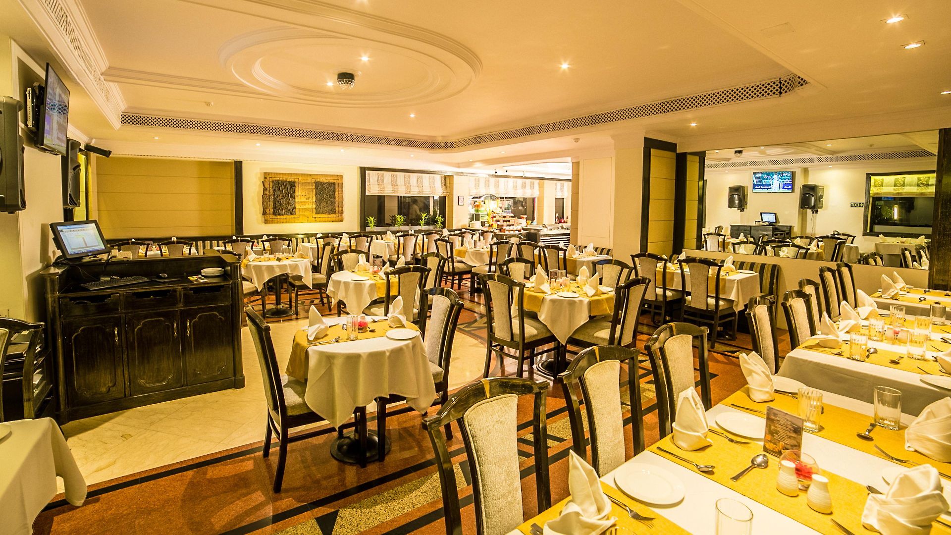 Fariyas , Colaba