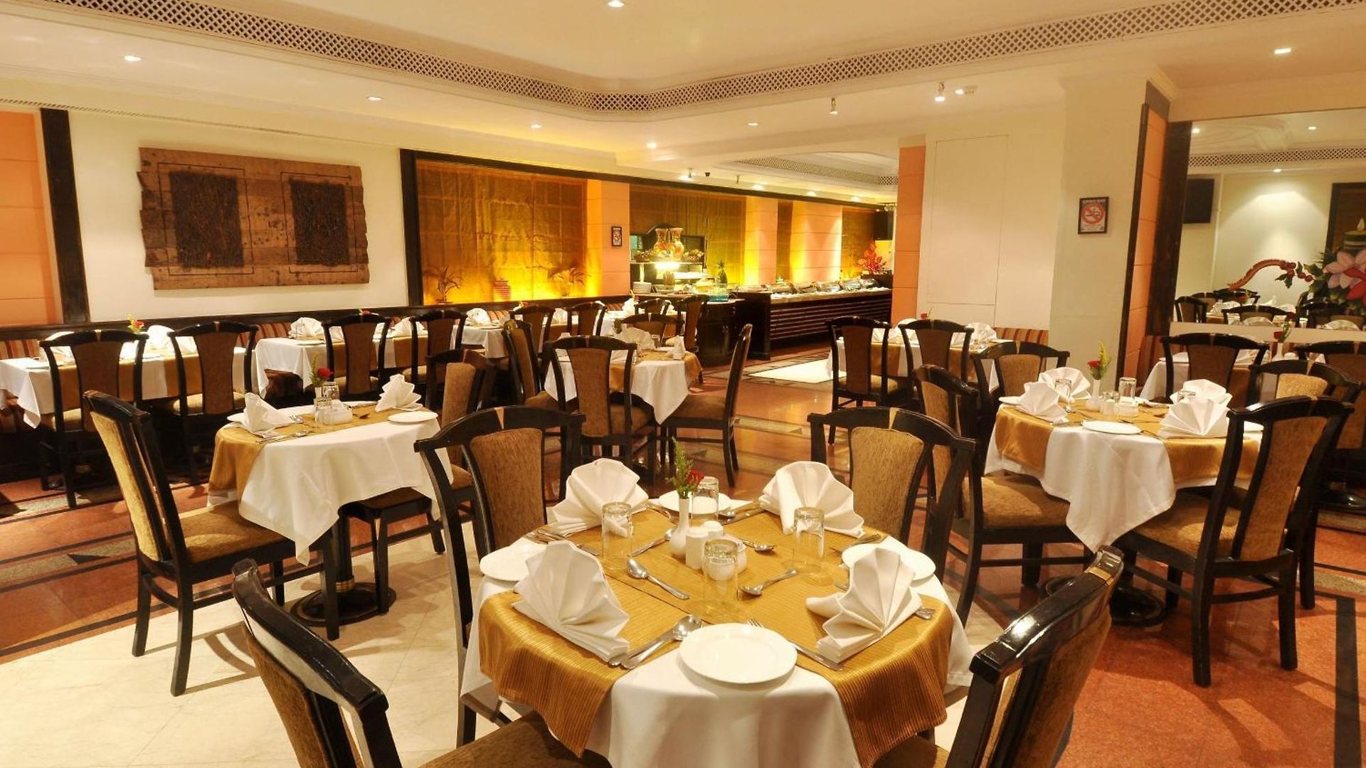 Hotel Fariyas , Colaba 4*
