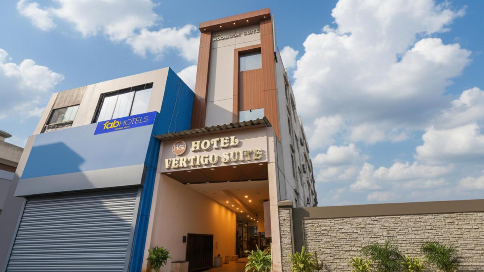 Fabhotel Vertigo 3*