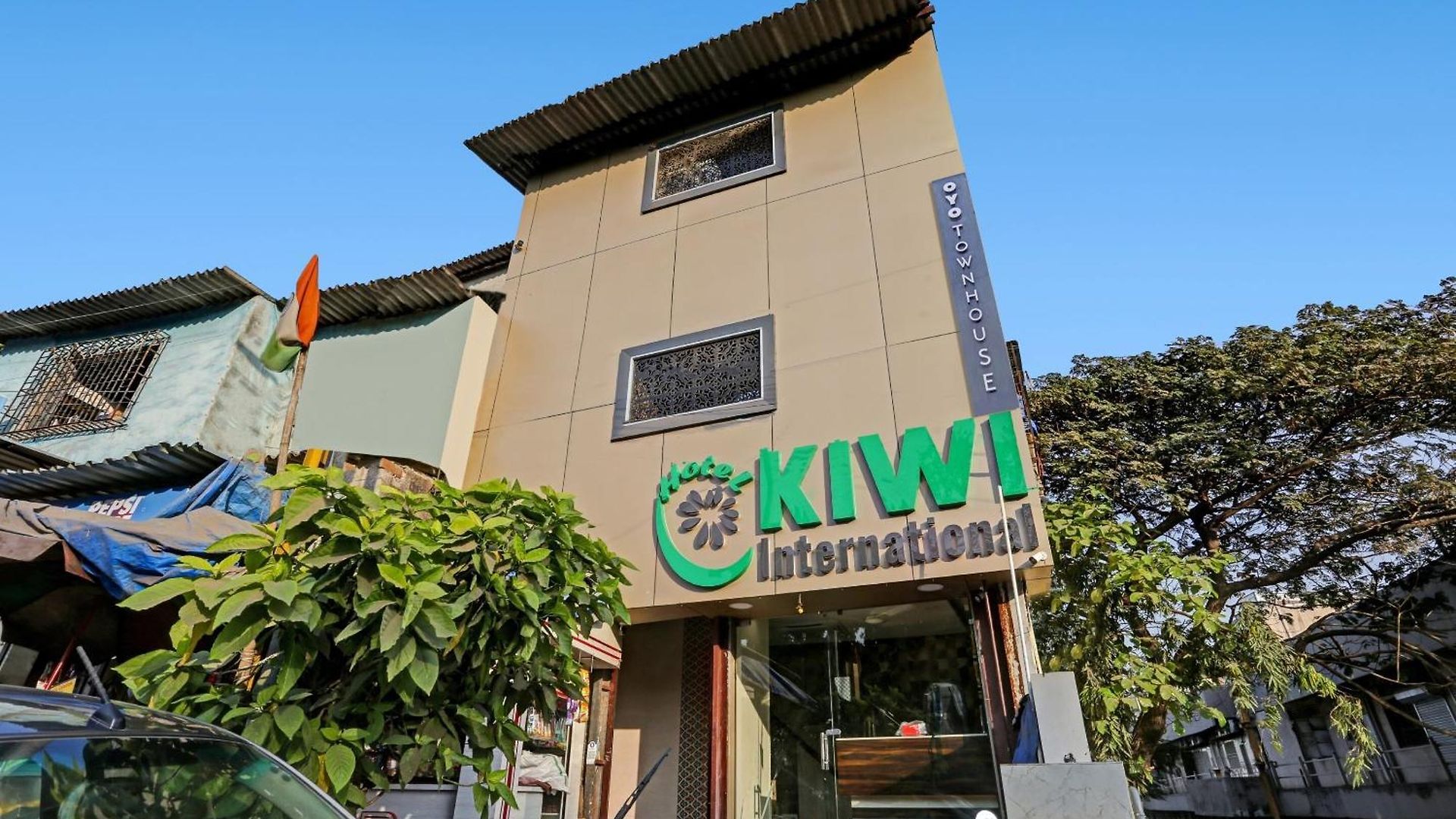 O Kiwi International Hotel 4*