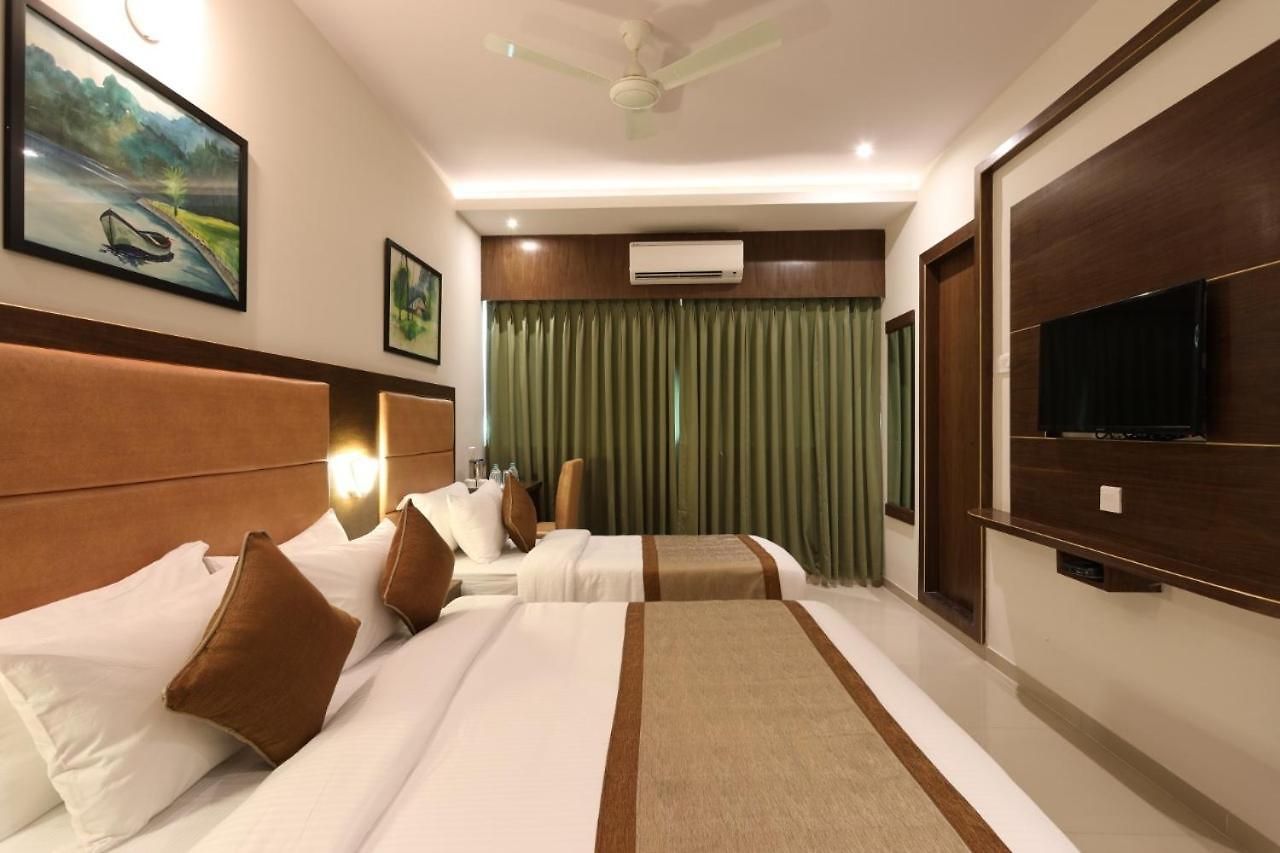 The Azure 3*