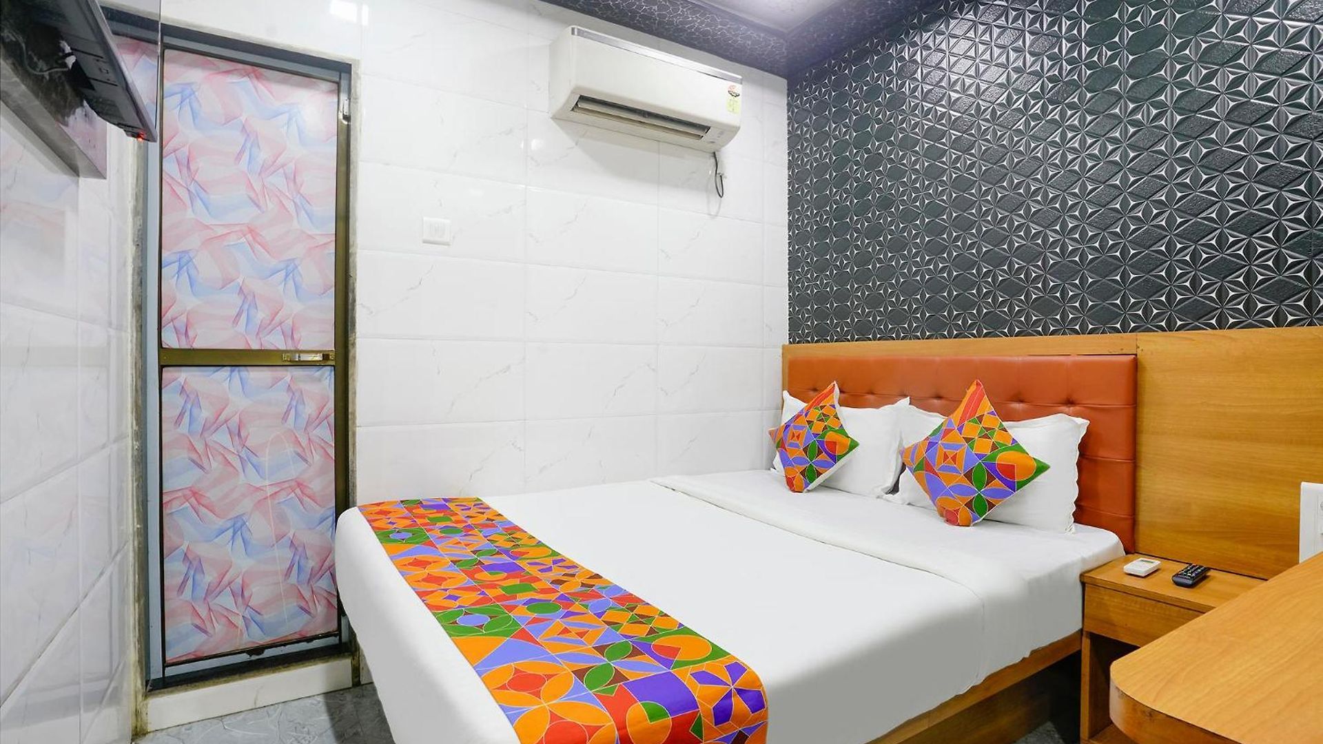 Via Chembur Residency Hotel 4*