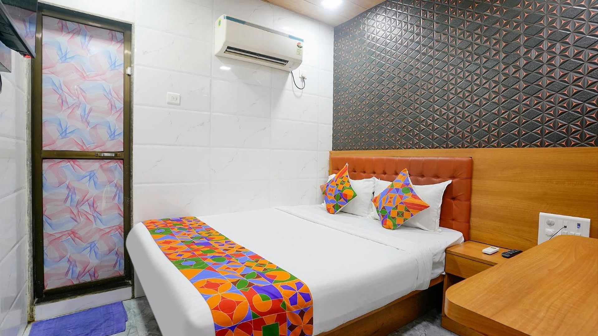 Via Chembur Residency Hotel 4*