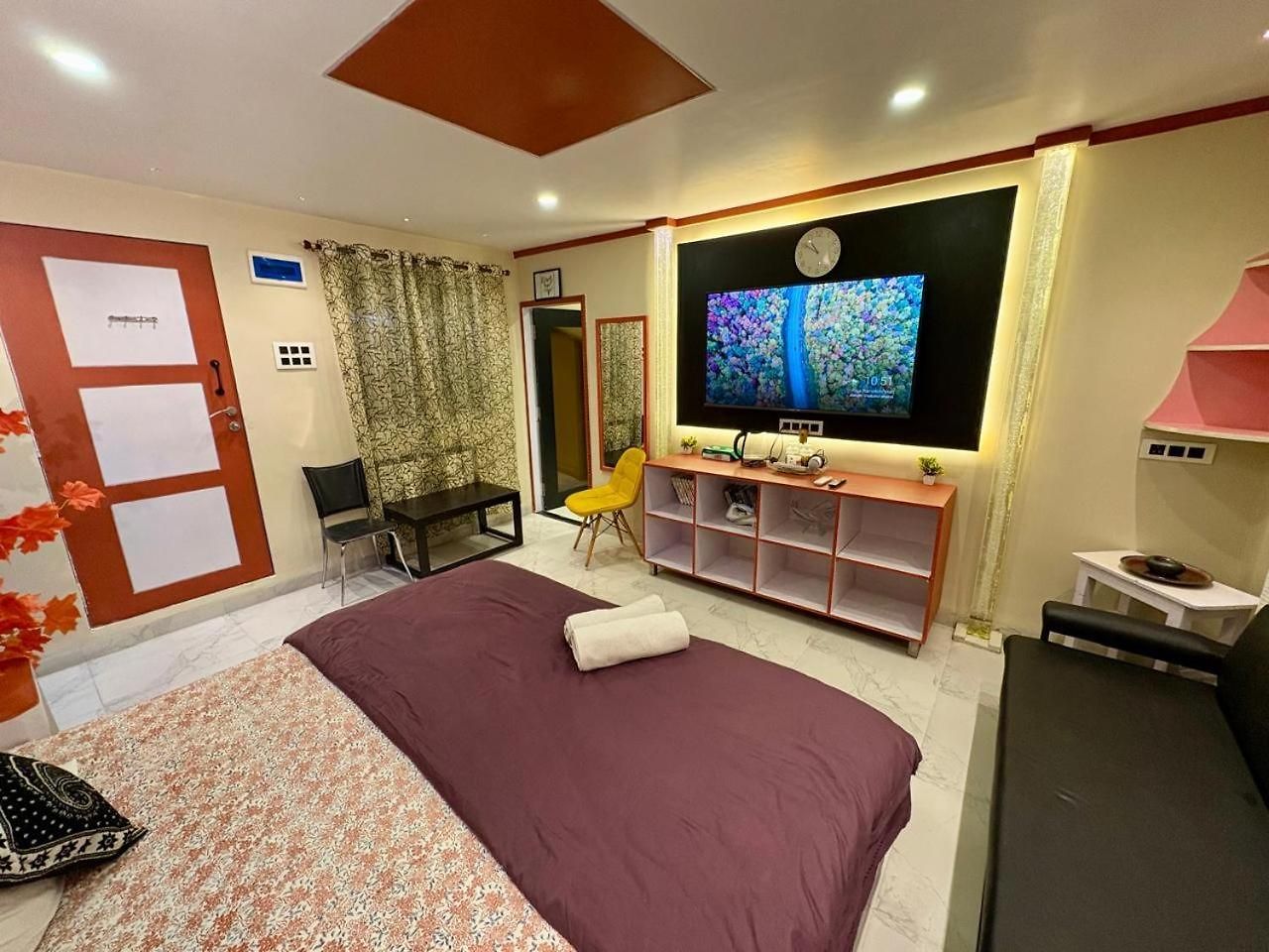 - 27, One Bedroom Apt- Bandra West *
