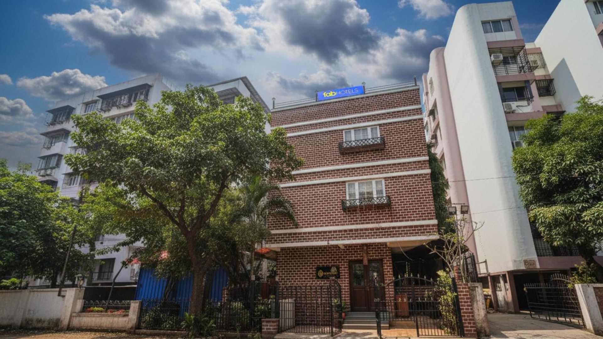Fabhotel Supra Homes Hotel