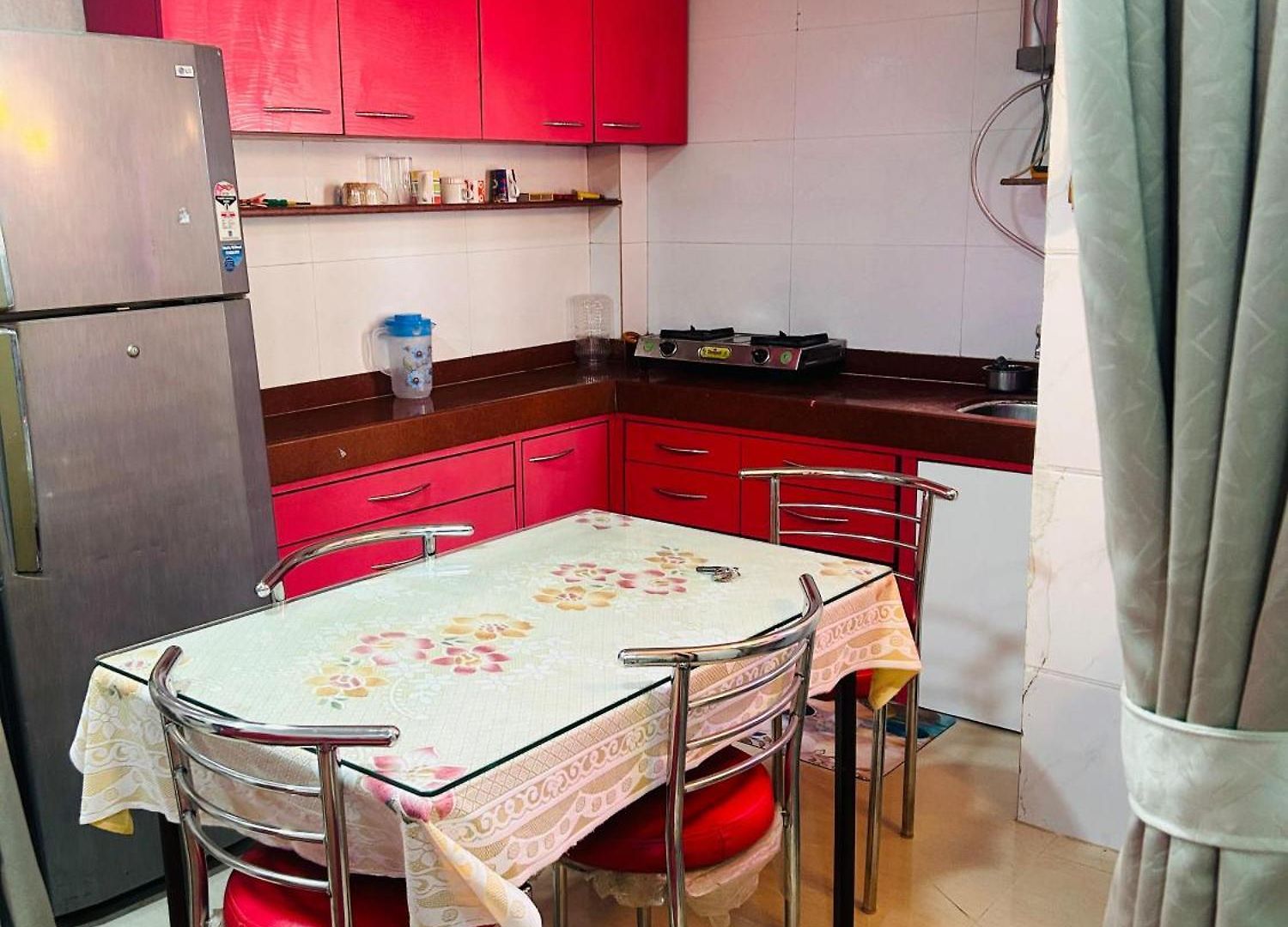 Hostel Sulu Near International Airport
