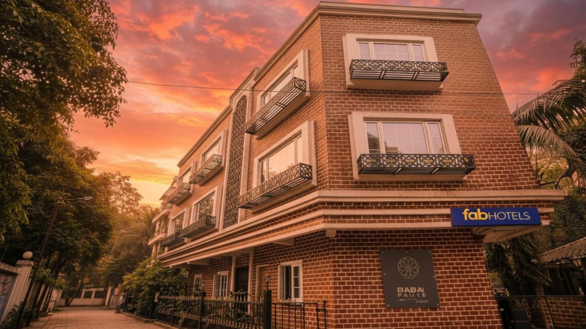 Hotel Fabhotel Corporate Jb Nagar - Nr Airport *