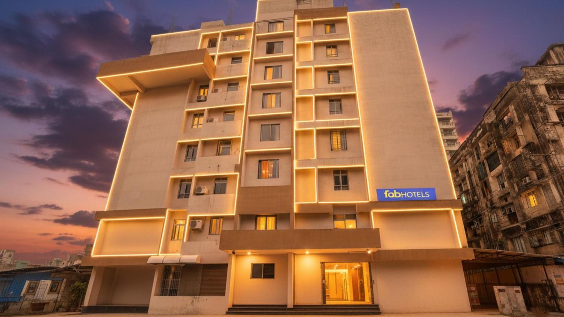 Fabhotel 7 Square - Nr Bkc Mumbai