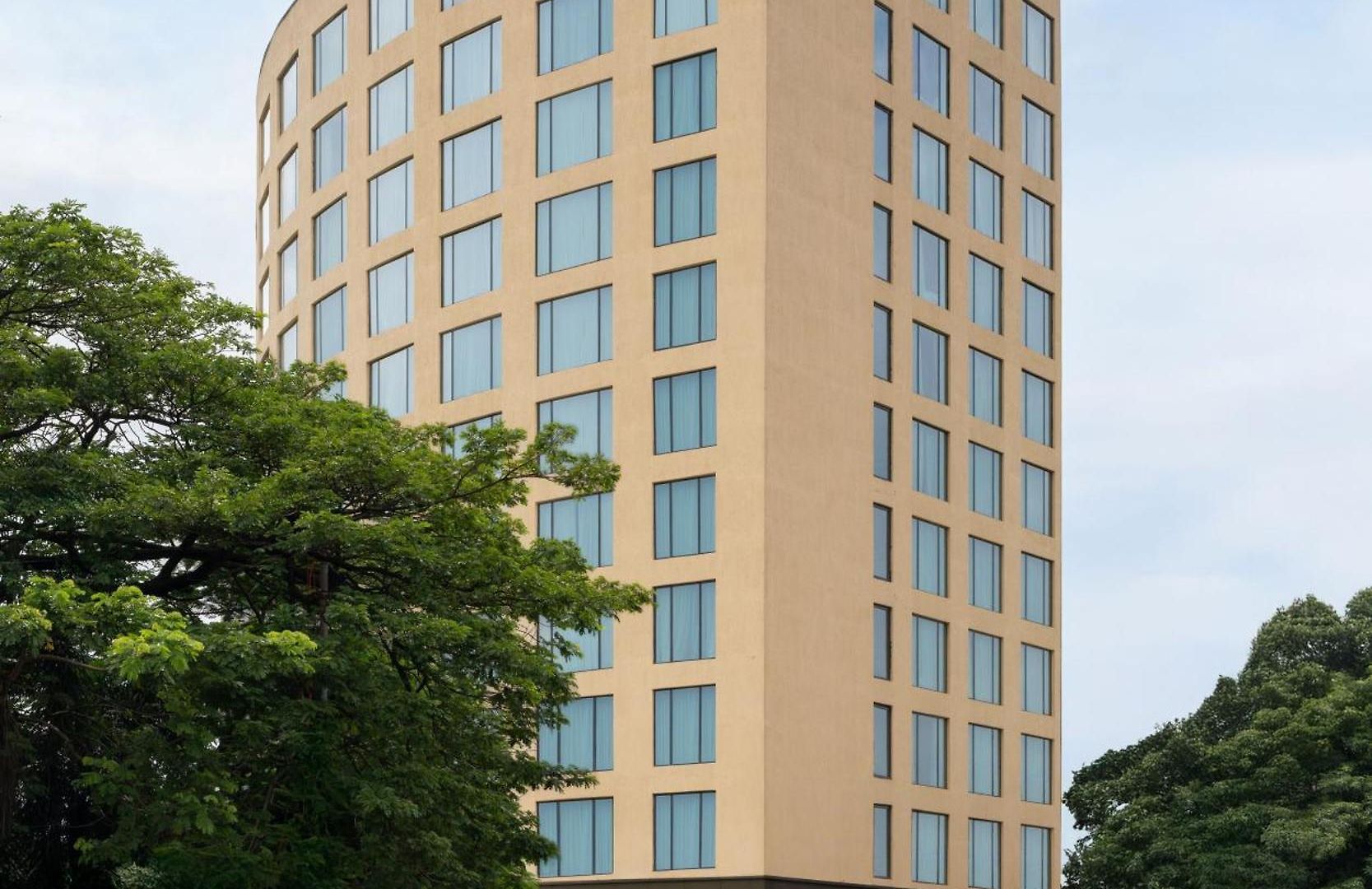 Hilton Garden International Airport Hotel