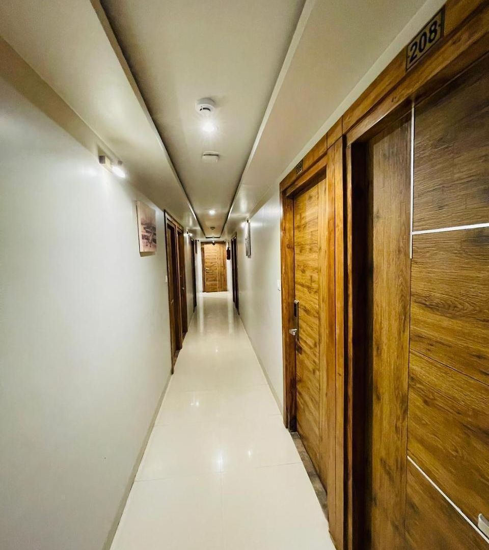 Double Crown Airport T2 Hotel Mumbai