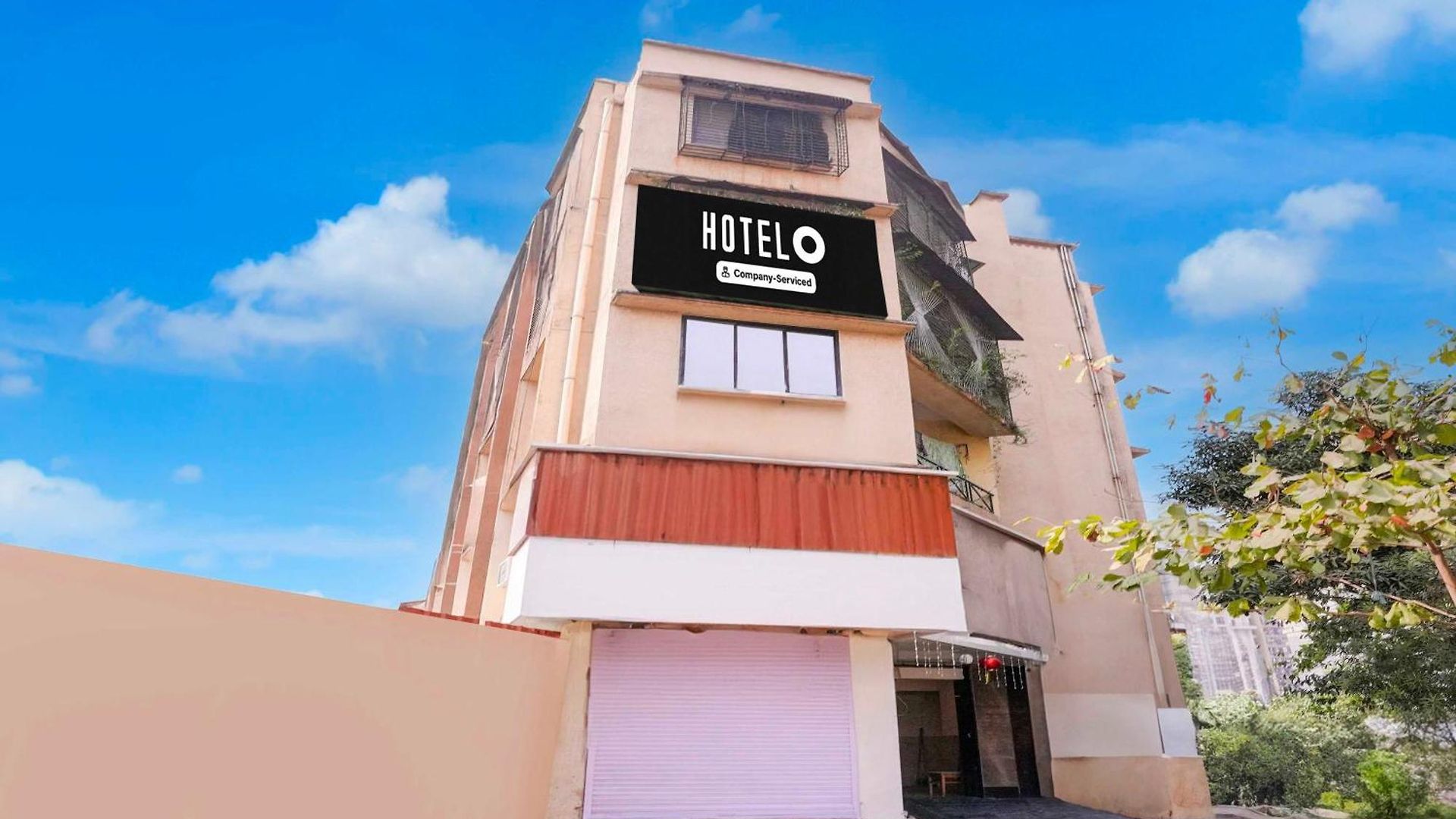Hotel Townhouse Nandiwali Bus Terminal