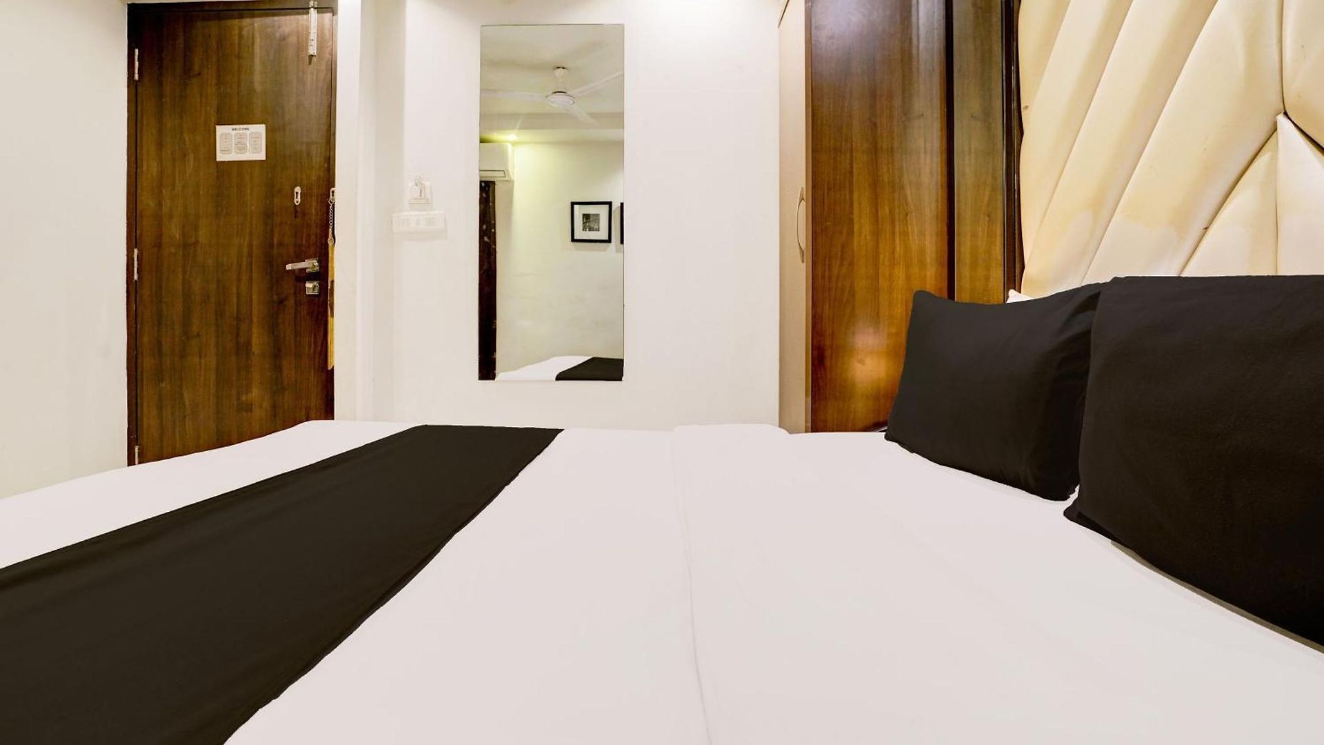 Collection O Chhatrapati Shivaji Maharaj Metro Station Hotel 3*