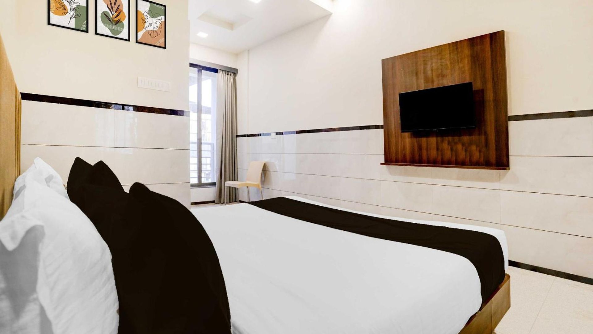 Collection O Mumbai-ahmedabad Highway Hotel 3*