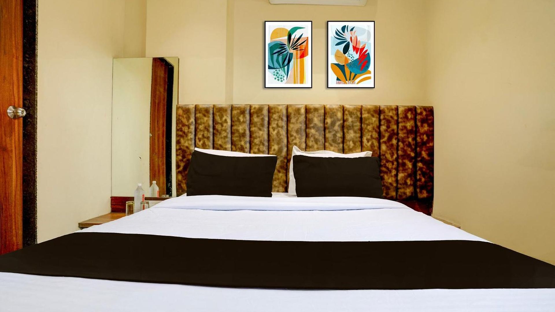 O Shubham & Boarding Shahad Railway Station 3* Mumbai