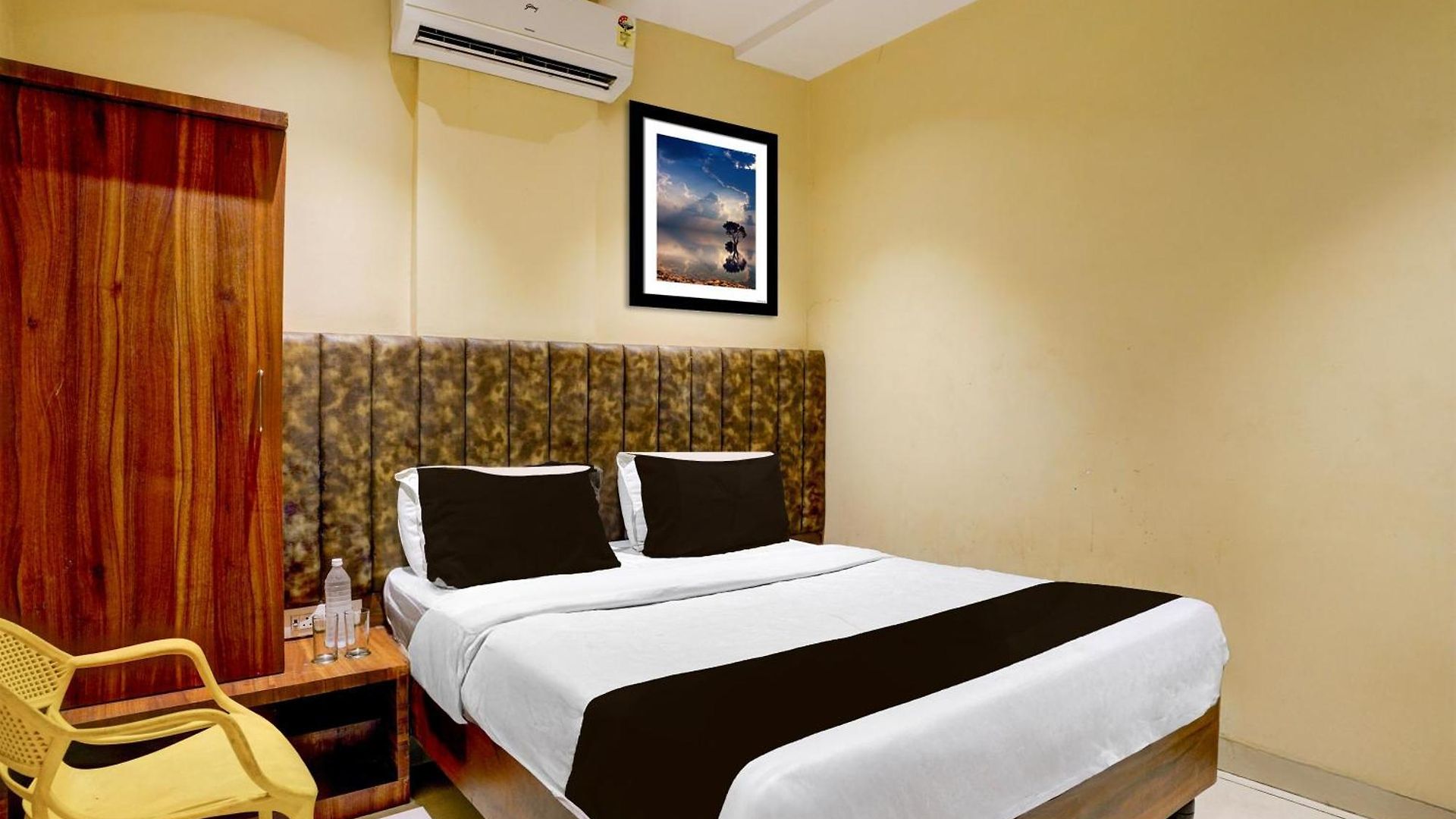 Hotel O Shubham & Boarding Shahad Railway Station