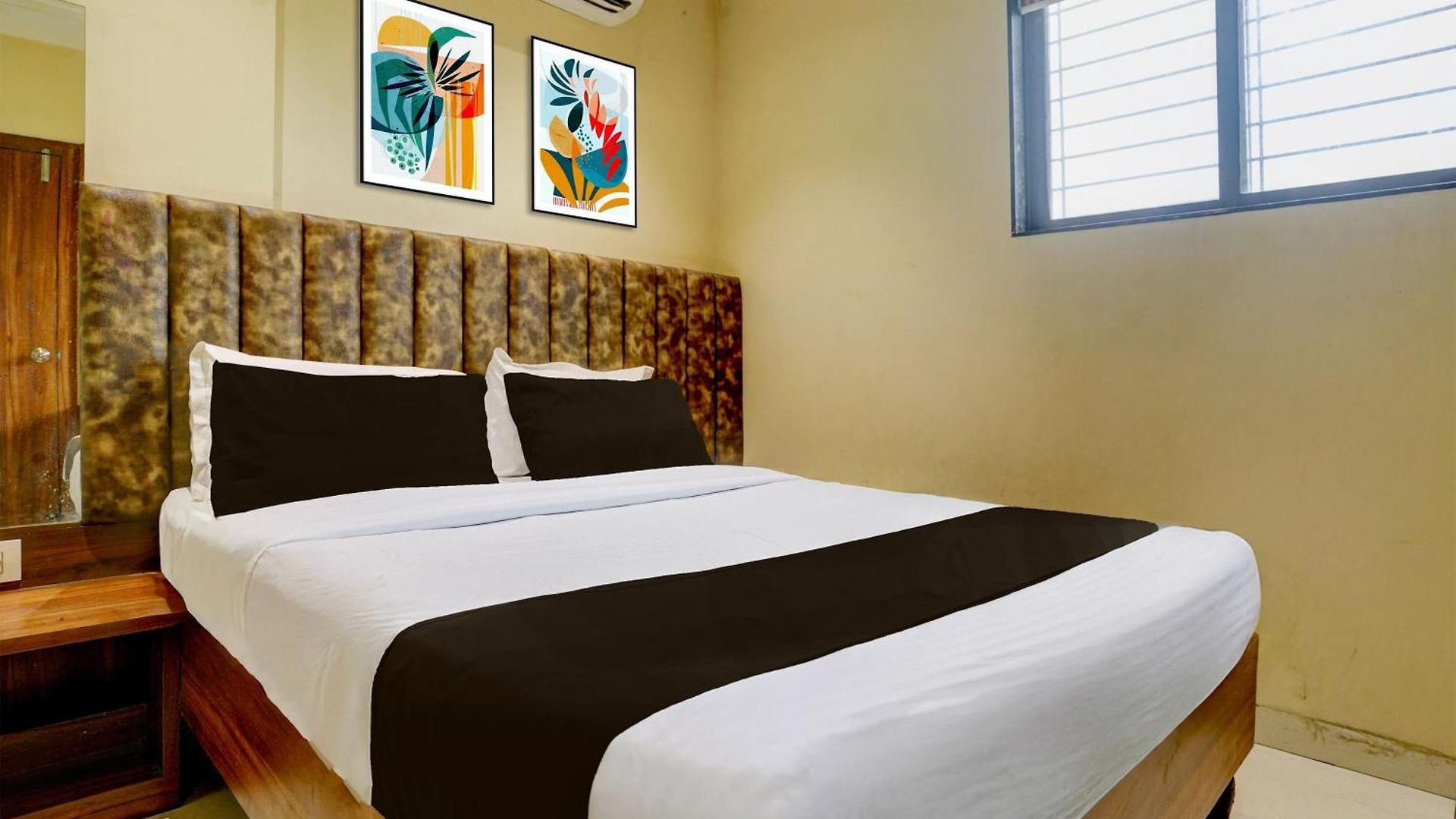 Hotel O Shubham & Boarding Shahad Railway Station 3*