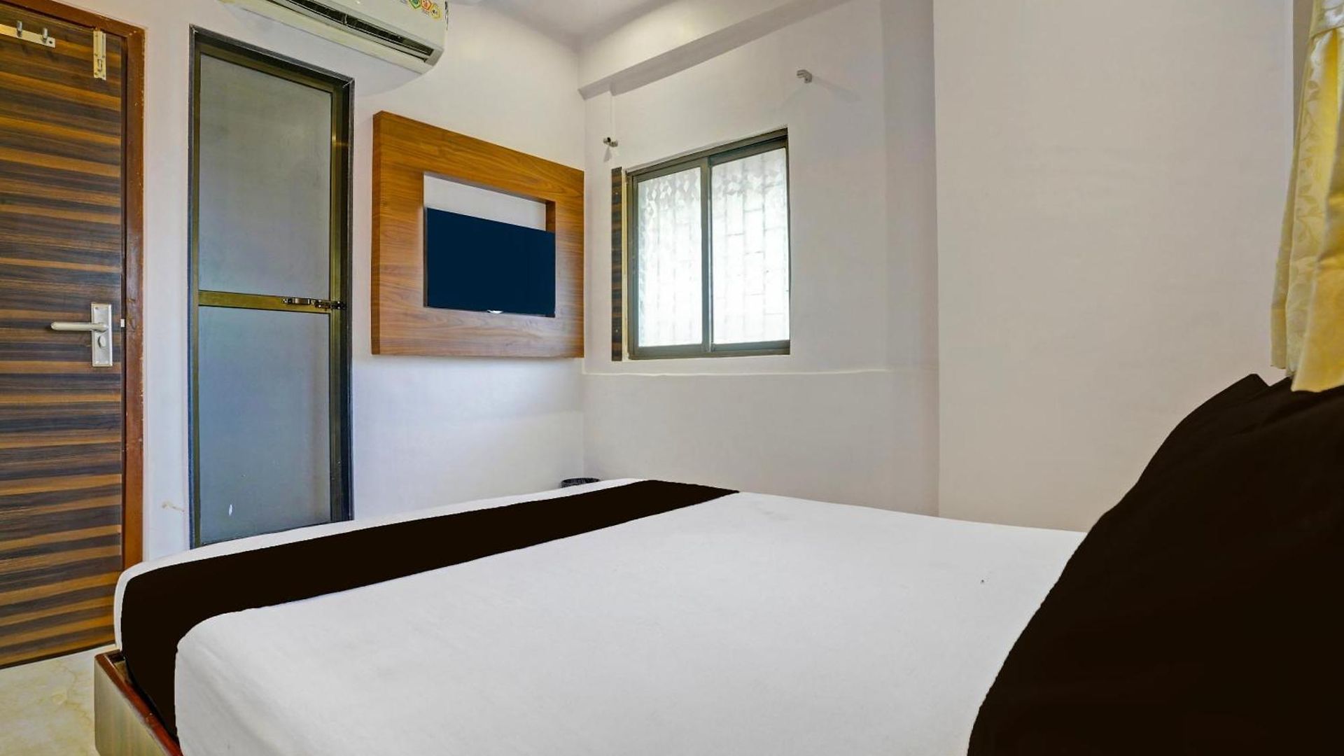 O Golden Hotel Mumbai
