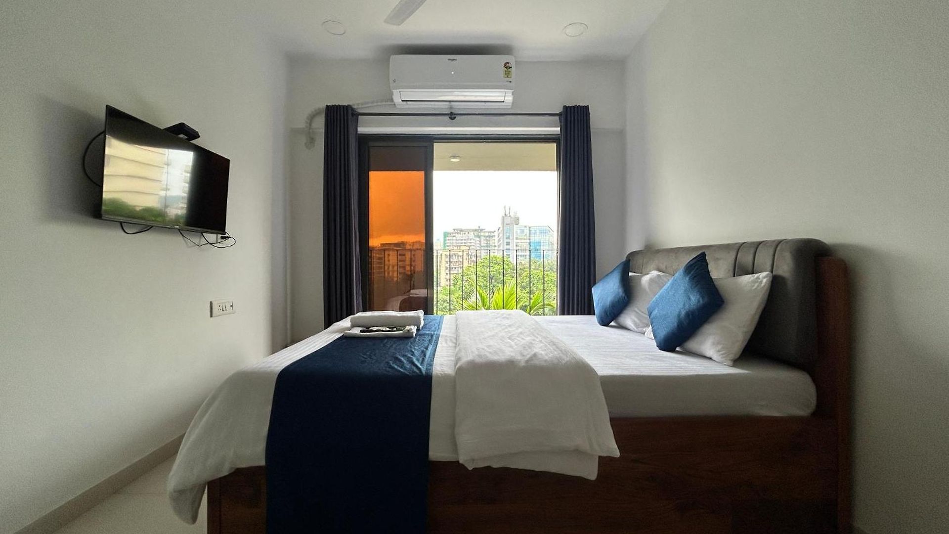 Zenith & Service - Powai Guest house Mumbai