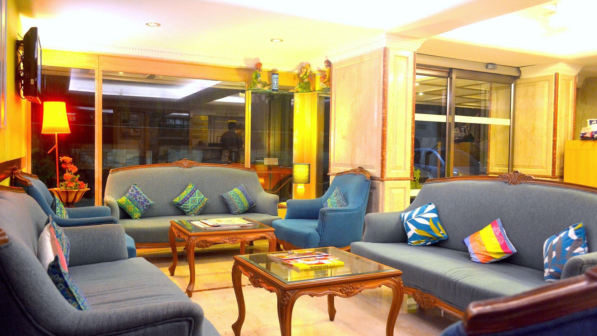 Hotel Regenta Place The Emerald 4*
