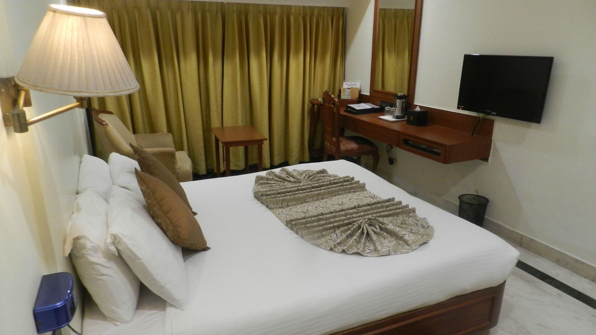 Regenta Place The Emerald Hotel 4*