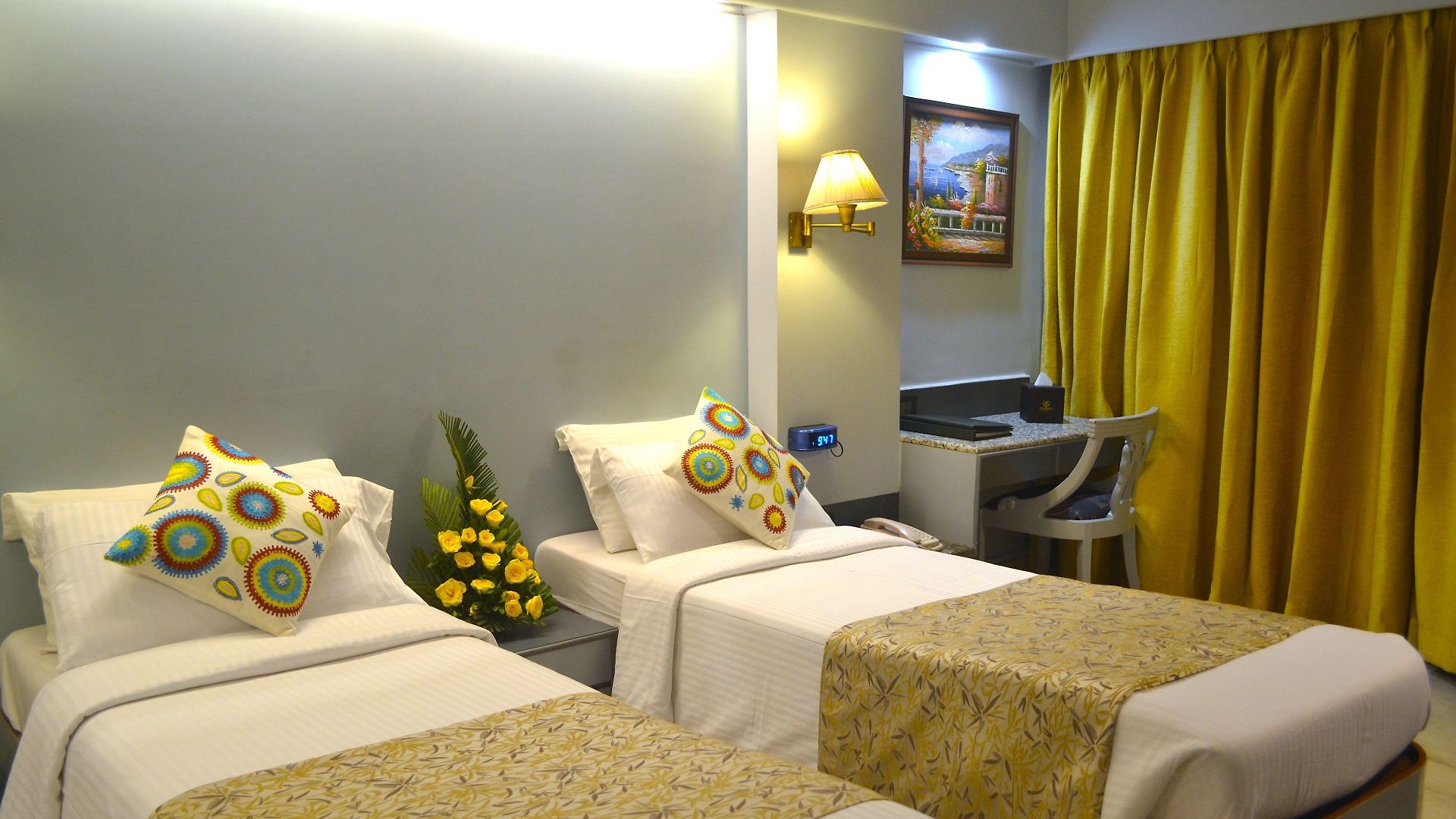 Hotel Regenta Place The Emerald Mumbai