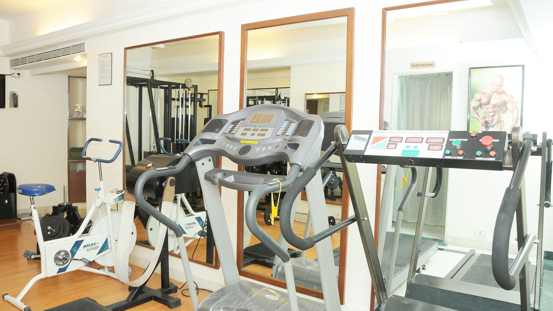 Hotel Regenta Place The Emerald Mumbai