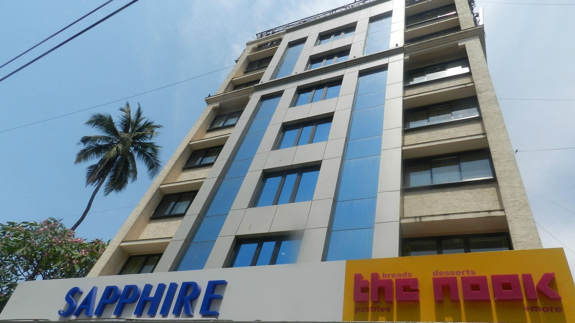 Hotel Regenta Place The Emerald