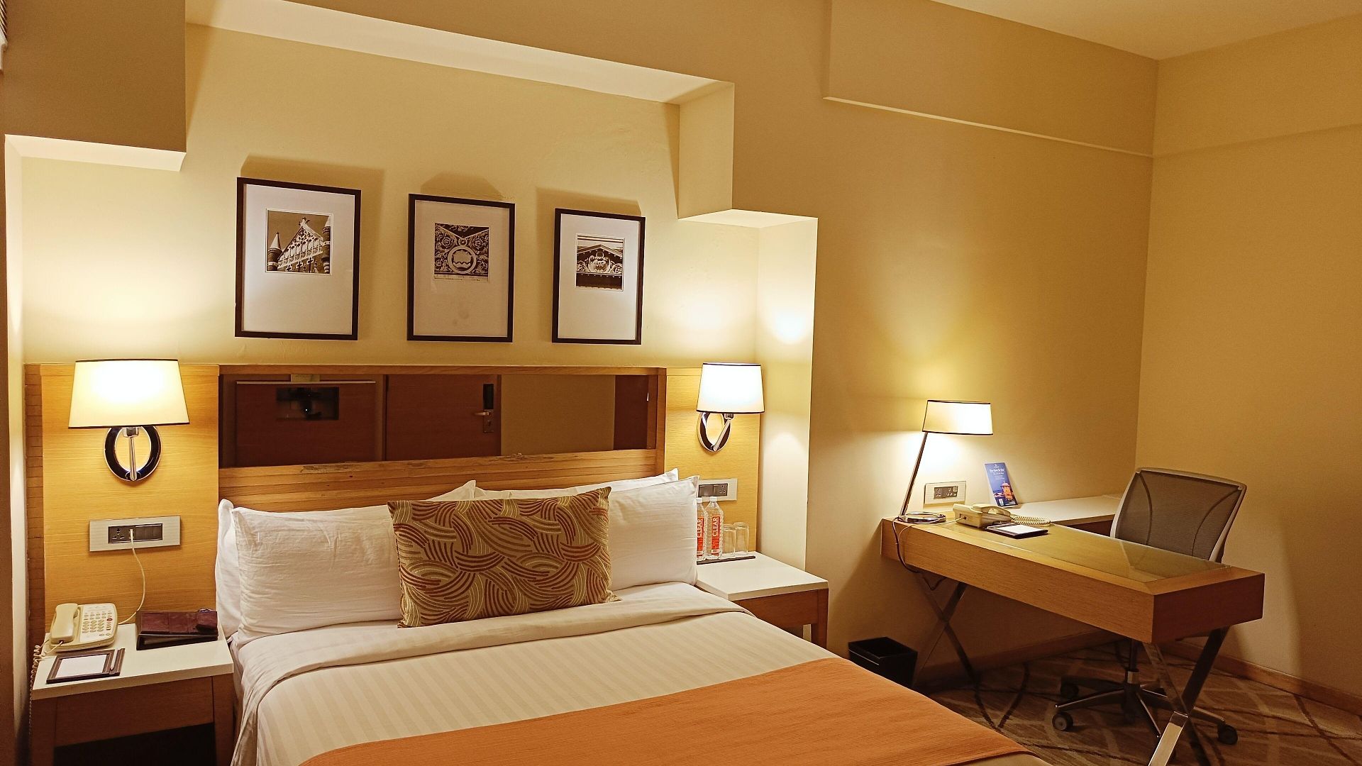 Hotel Marine Plaza 5*