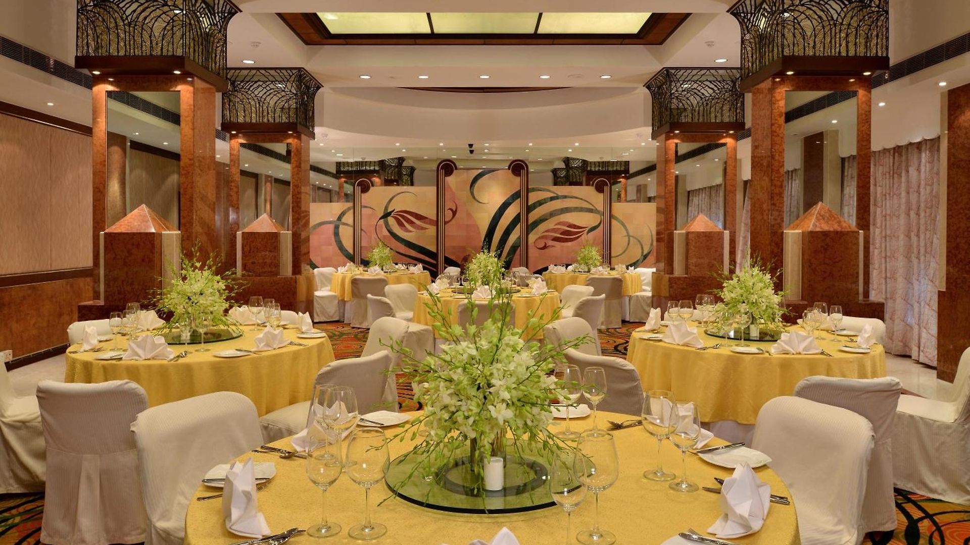 Hotel Marine Plaza 5*