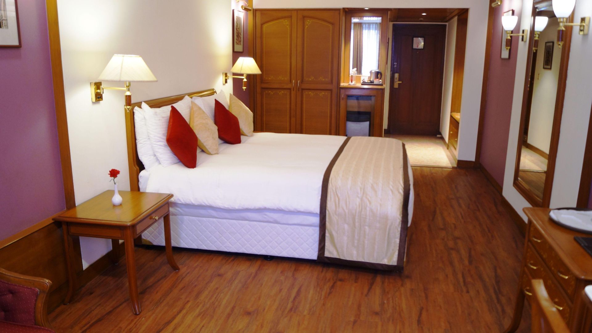 Hotel The Ambassador, Marine Drive, Mumbai