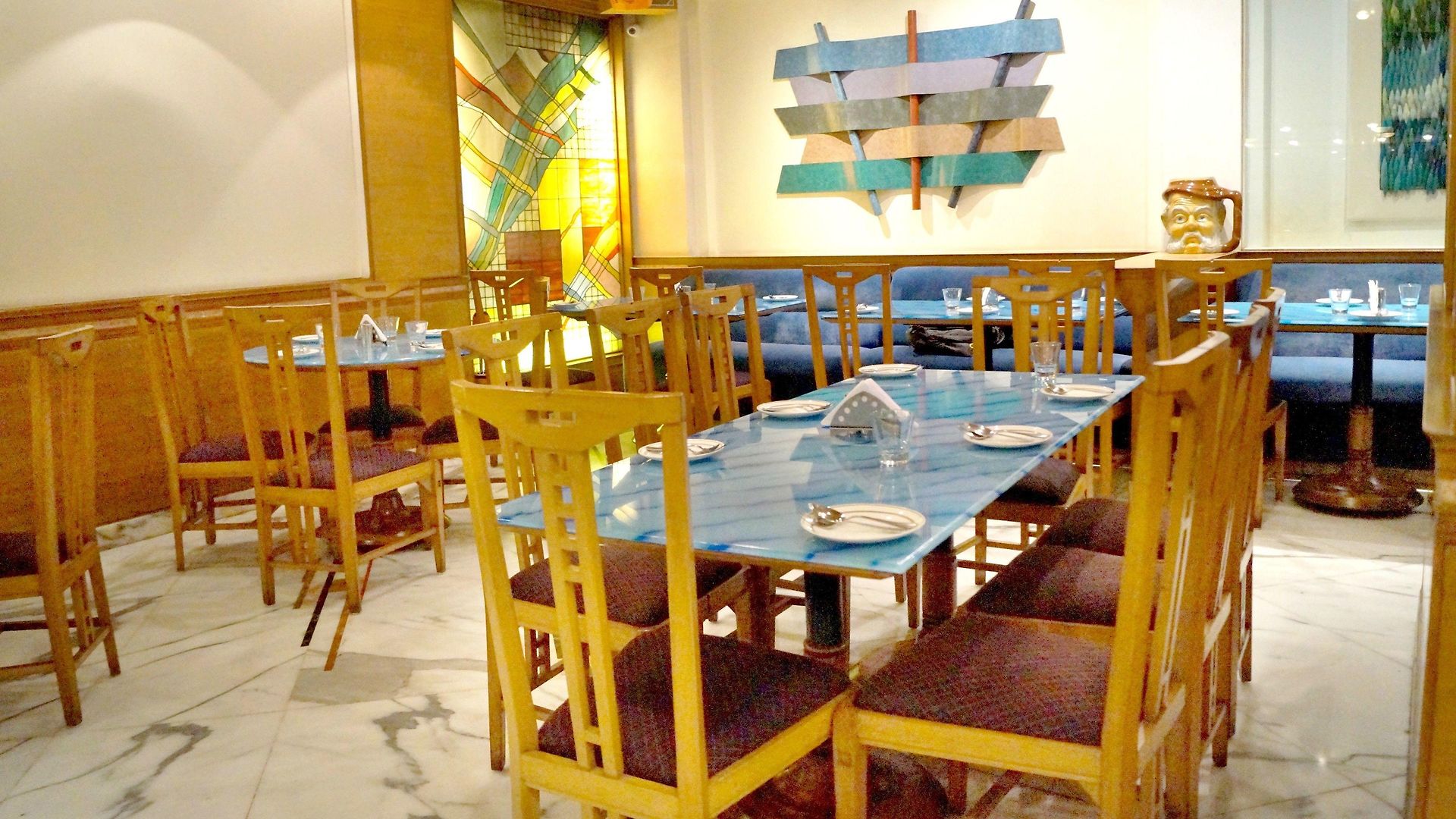 The Ambassador, Marine Drive, Hotel