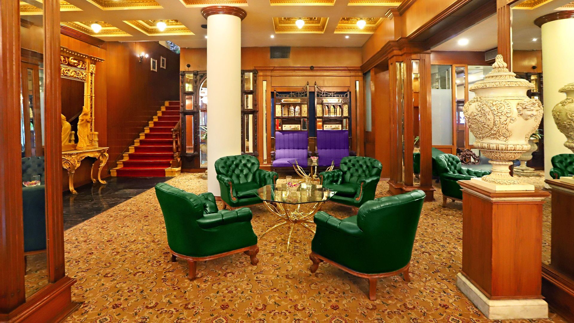 The Ambassador, Marine Drive, 4* Mumbai