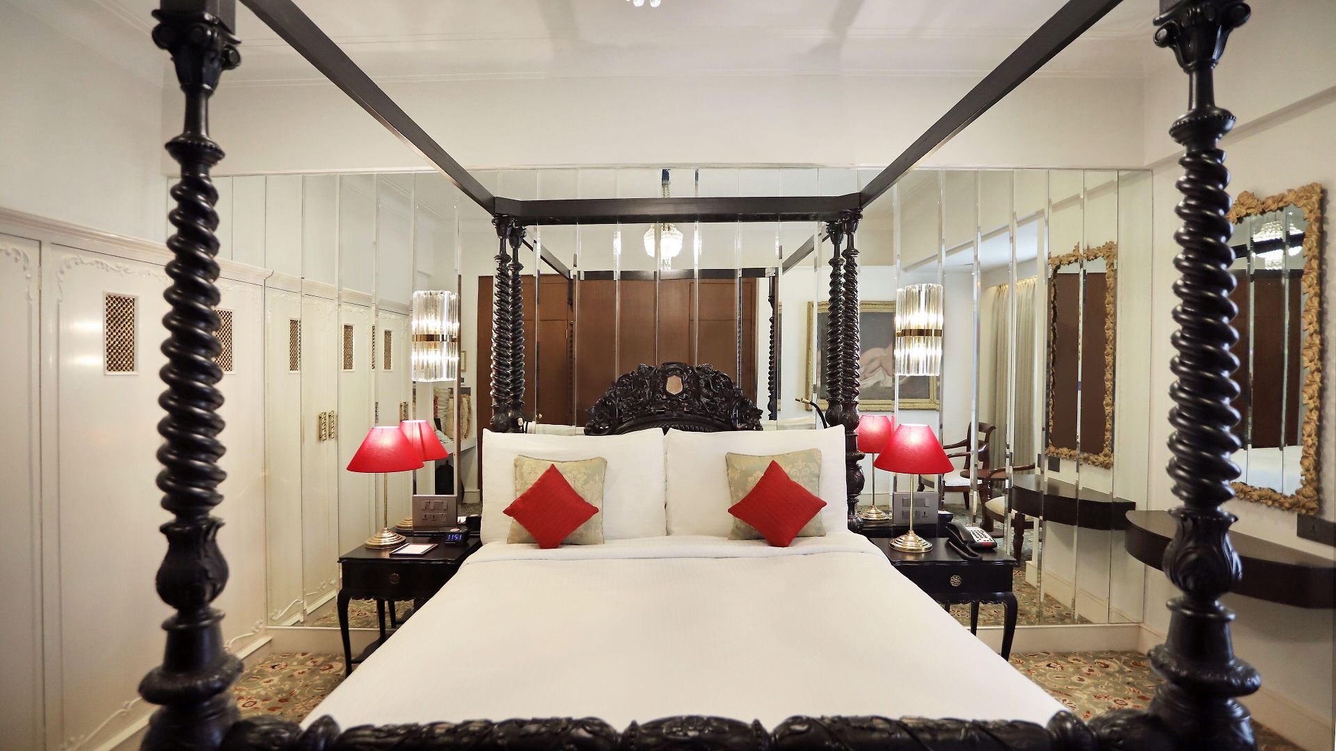 Hotel The Ambassador, Marine Drive,
